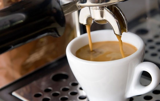 Кофемашина Whirlpool не наливает кофе